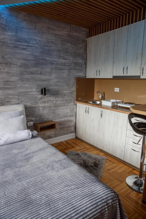 Apartman Studio Milica I Subotica Exterior photo